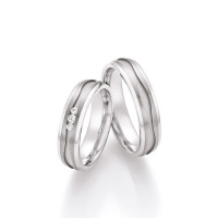 2 x Titan Trauringe mit Diamant Eheringe gallery